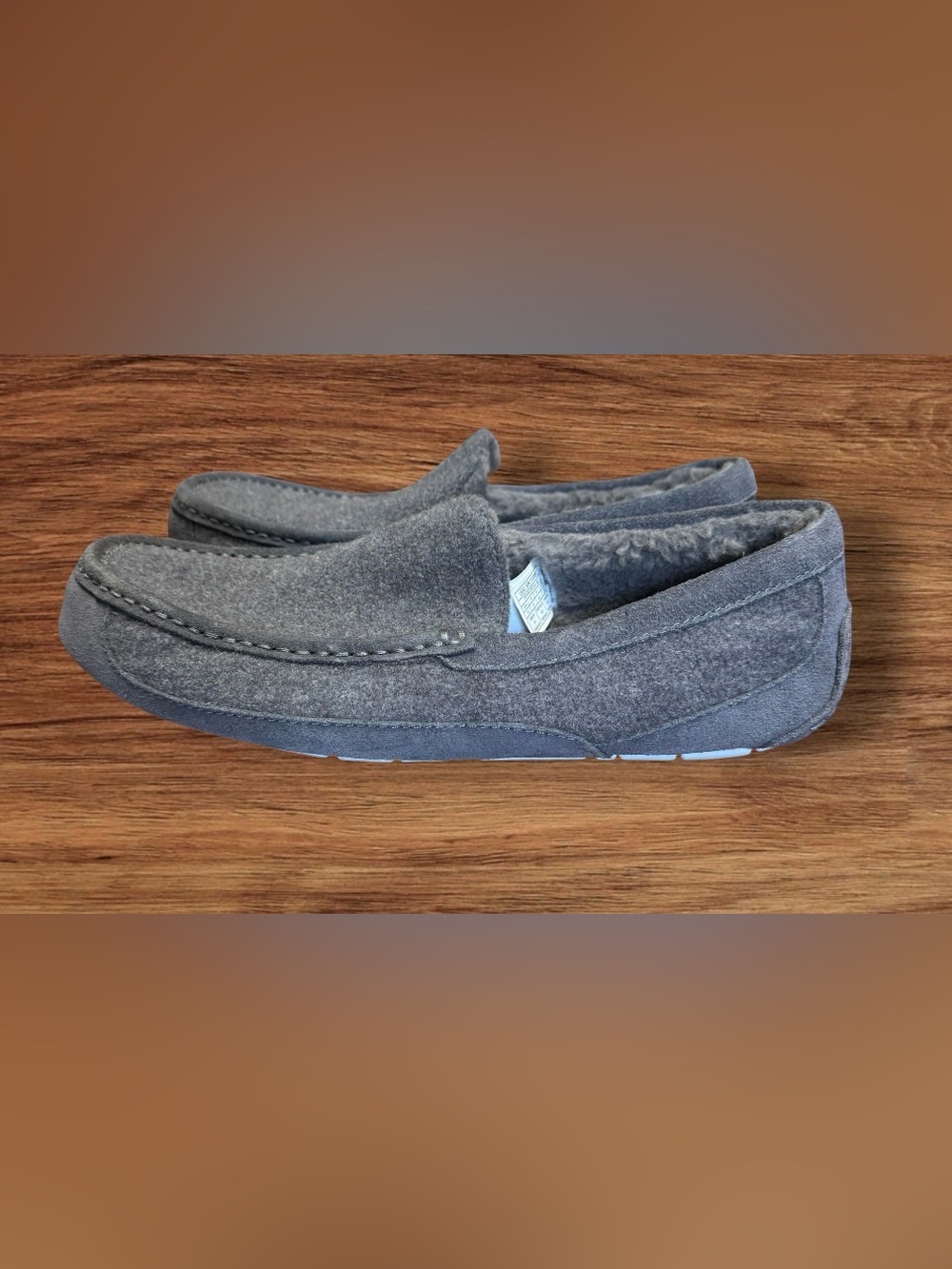 UGG - Ascot Slip-On 'Grey SZ 10